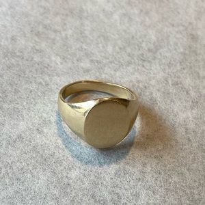 14k solid gold Signet ring size 5